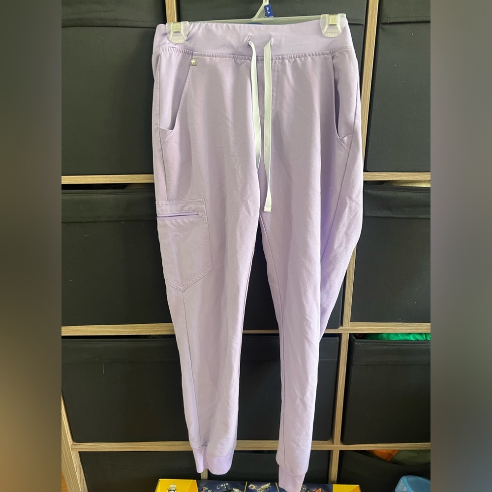 FIGS SCRUB PANTS
